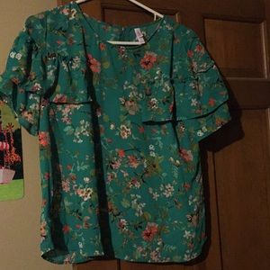 Xhilaration Floral Blouse
